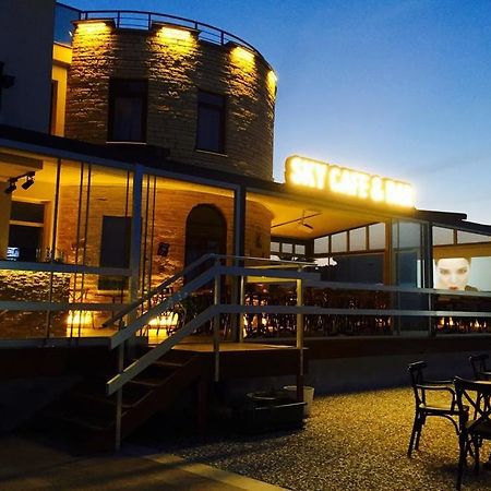 Nemrut Bay Otel Yenifoca Exterior photo