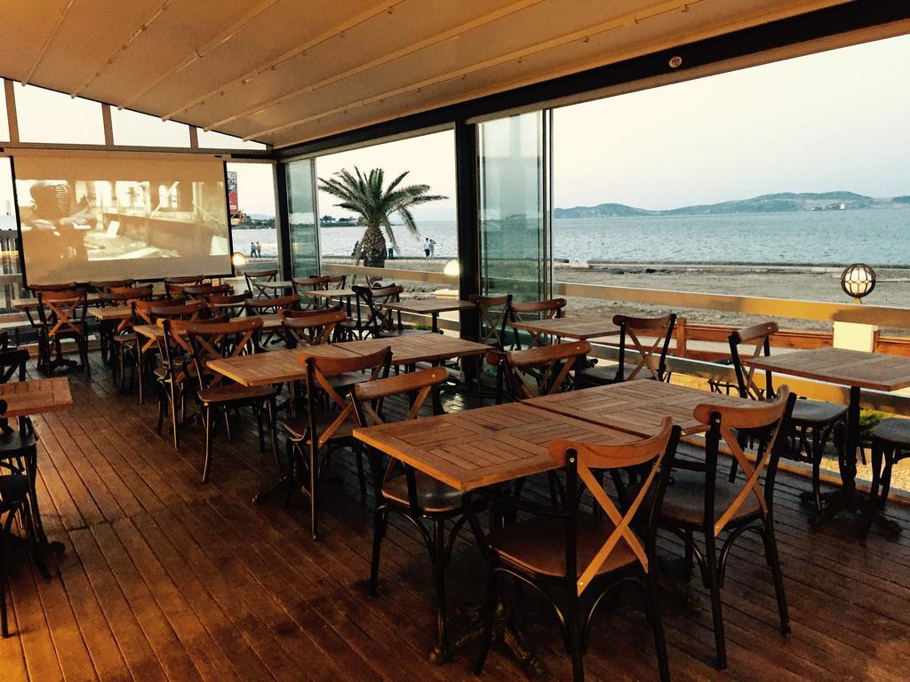 Nemrut Bay Otel Yenifoca Exterior photo