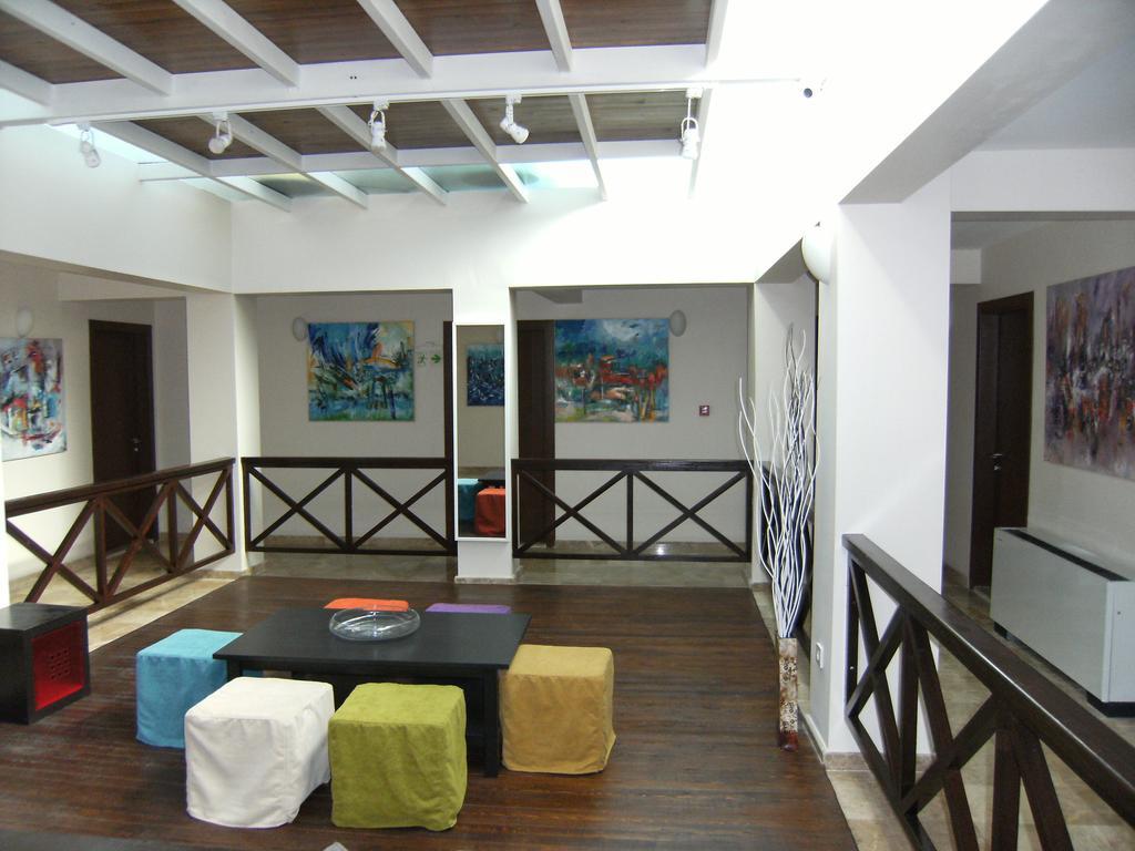 Nemrut Bay Otel Yenifoca Exterior photo